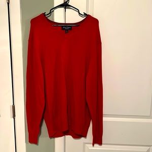 Men’s red cashmere sweater